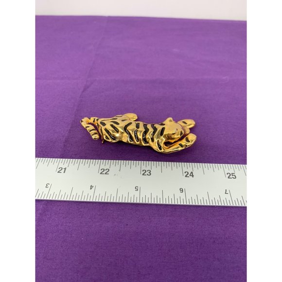 Unmarked Crouching Tiger Broach Pin Large 3.25 Inch Heavy Black Enamel Accents W - Picture 3 of 7